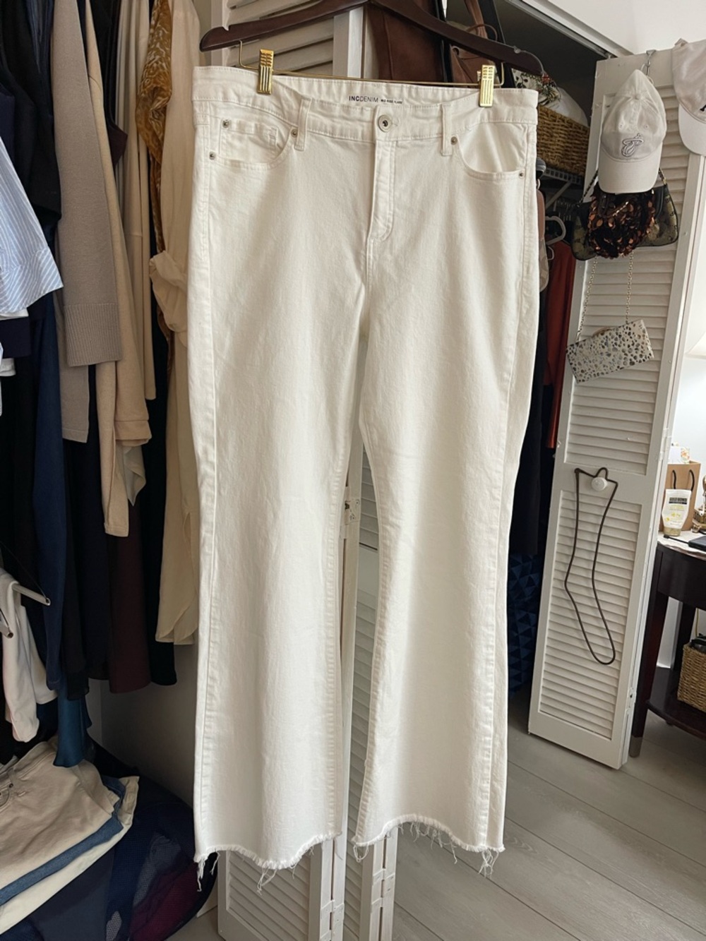 INC International Concepts White Flare Jeans with Raw Hem